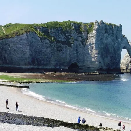 In Normandy Near Etretat Дом отдыха